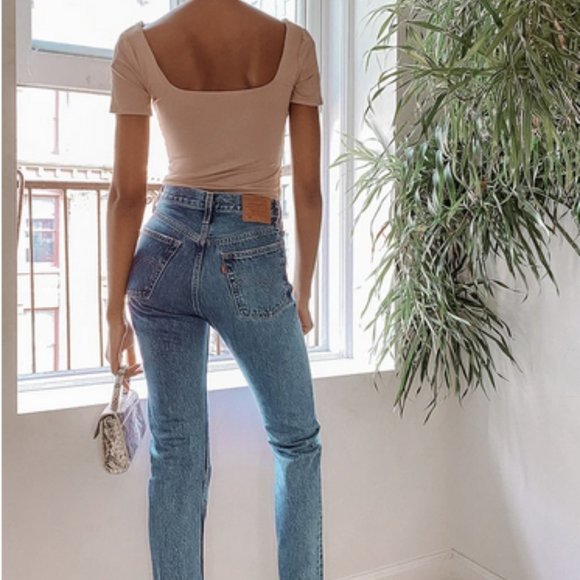 Levis 501 Original Fit Distressed High-Rise - Picture 2 of 3